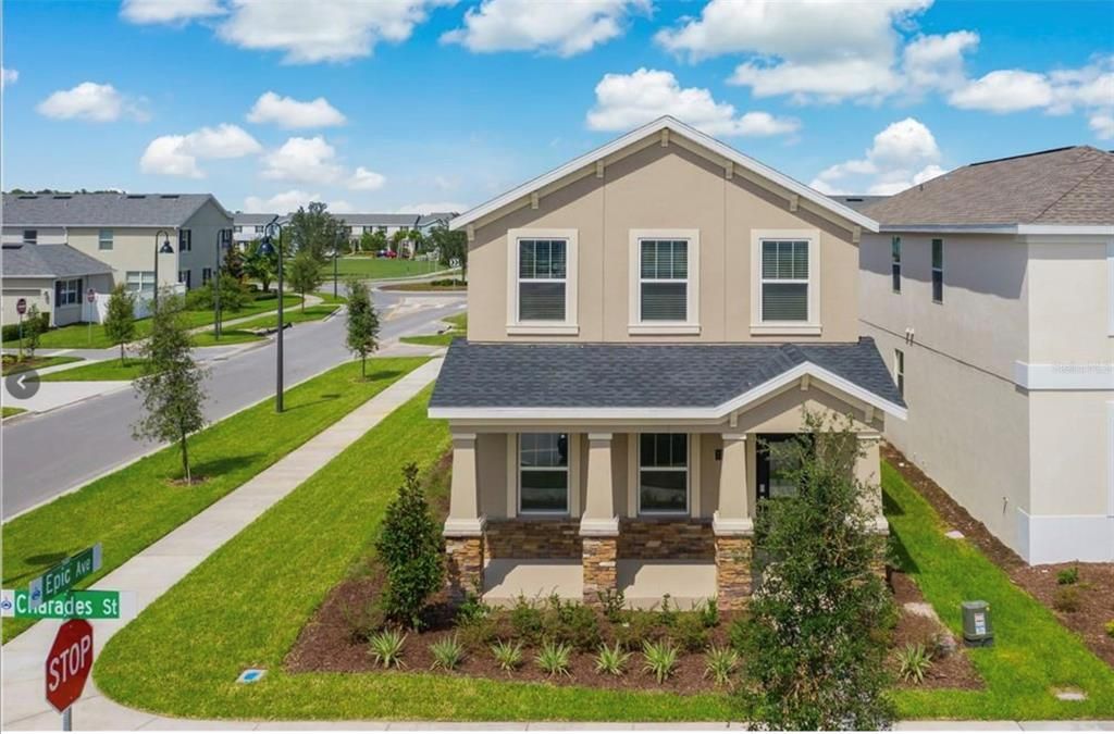 Под контрактом: $479,000 (3 спален, 2 ванн, 2203 Квадратных фут)