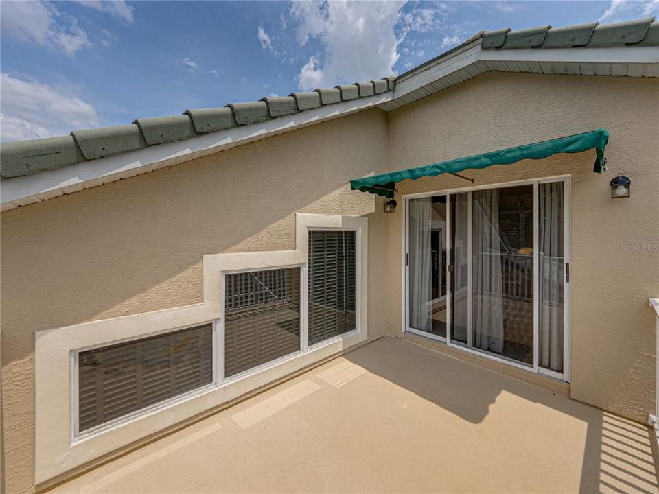 Под контрактом: $529,000 (3 спален, 4 ванн, 2954 Квадратных фут)