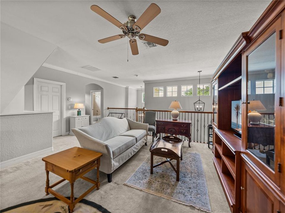 Под контрактом: $529,000 (3 спален, 4 ванн, 2954 Квадратных фут)