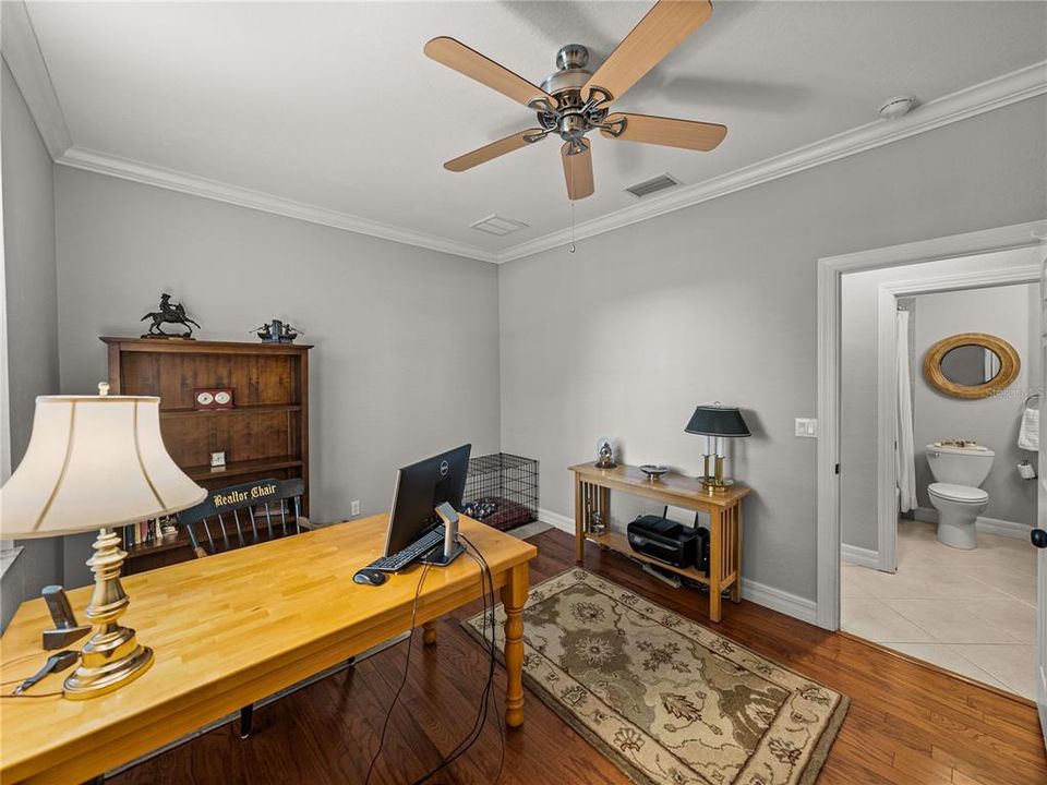 Под контрактом: $529,000 (3 спален, 4 ванн, 2954 Квадратных фут)