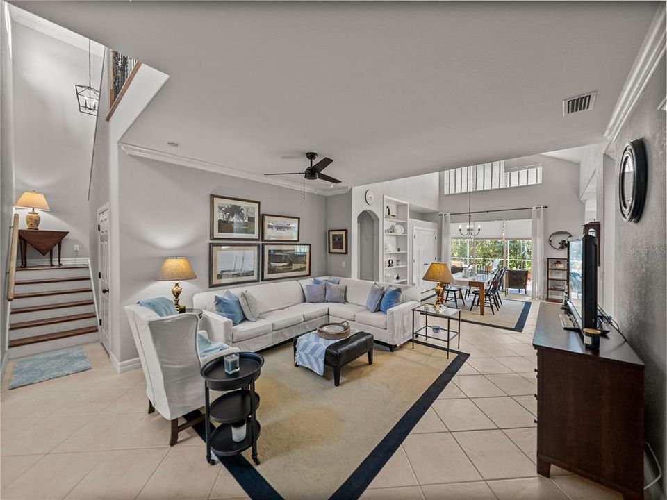 Под контрактом: $529,000 (3 спален, 4 ванн, 2954 Квадратных фут)