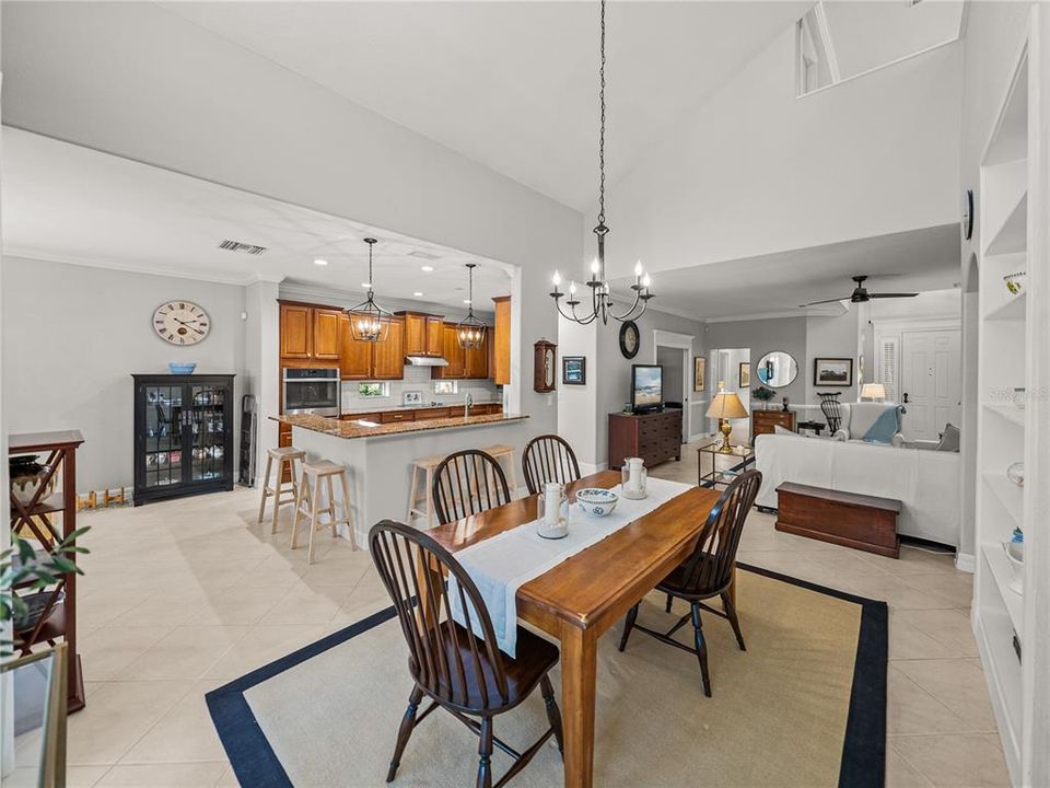 Под контрактом: $529,000 (3 спален, 4 ванн, 2954 Квадратных фут)