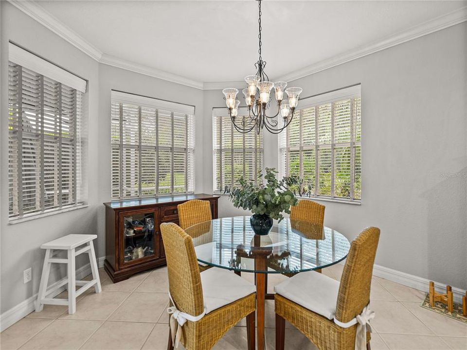 Под контрактом: $529,000 (3 спален, 4 ванн, 2954 Квадратных фут)