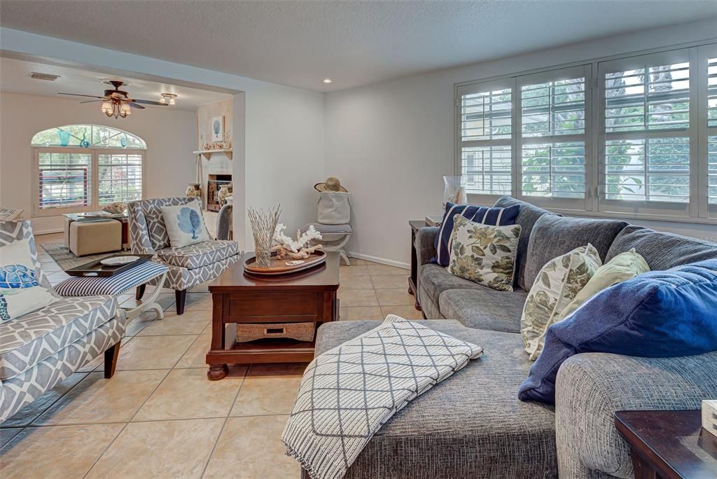 For Sale: $1,450,000 (4 beds, 4 baths, 2370 Square Feet)