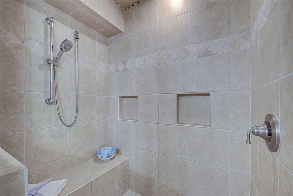 For Sale: $1,450,000 (4 beds, 4 baths, 2370 Square Feet)