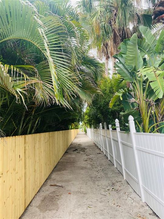 For Sale: $1,450,000 (4 beds, 4 baths, 2370 Square Feet)