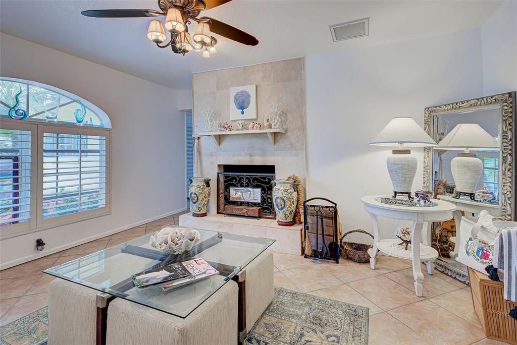 For Sale: $1,450,000 (4 beds, 4 baths, 2370 Square Feet)