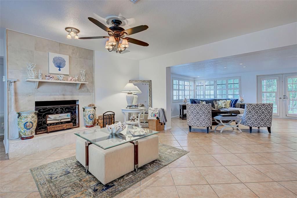 For Sale: $1,450,000 (4 beds, 4 baths, 2370 Square Feet)