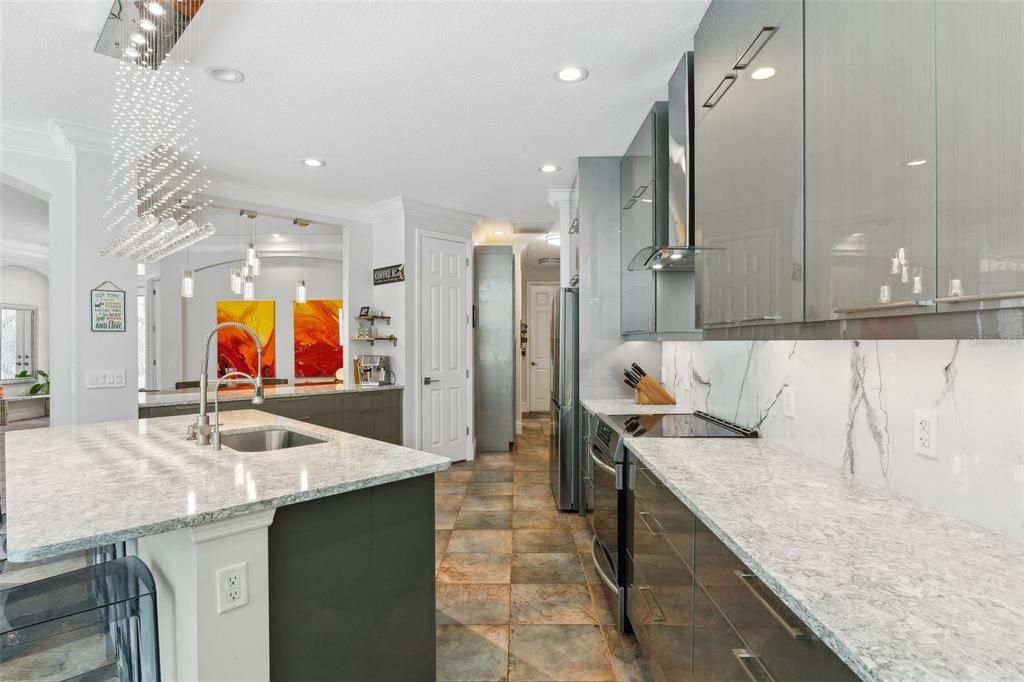 待售: $1,888,000 (4 贝兹, 3 浴室, 3871 平方英尺)