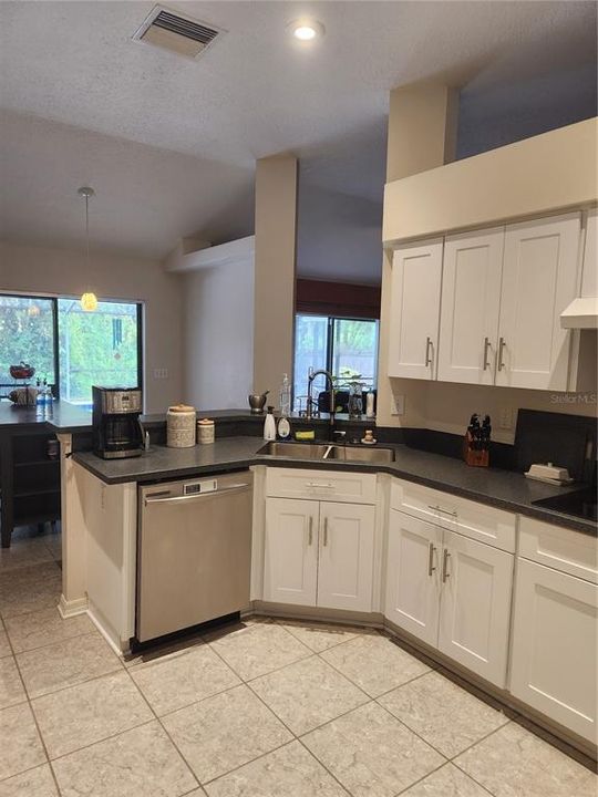 KITCHEN WITH UPGRADES