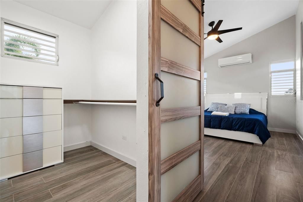 待售: $1,645,000 (5 贝兹, 5 浴室, 3526 平方英尺)