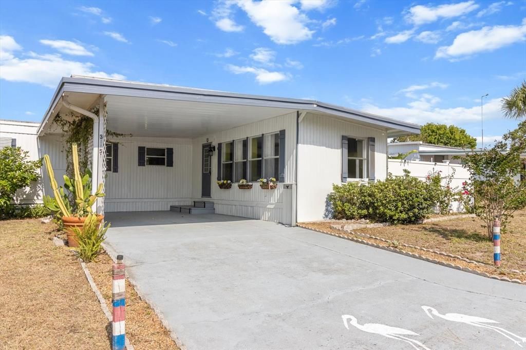 Welcome Home to the 55+ Mobile Home Community of La Dora Manor!