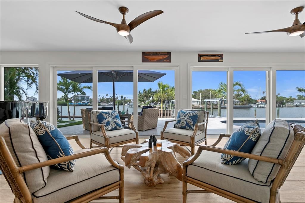 Active With Contract: $1,995,000 (3 beds, 2 baths, 2348 Square Feet)