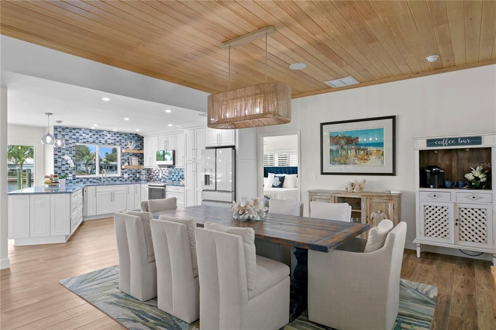 Active With Contract: $1,995,000 (3 beds, 2 baths, 2348 Square Feet)