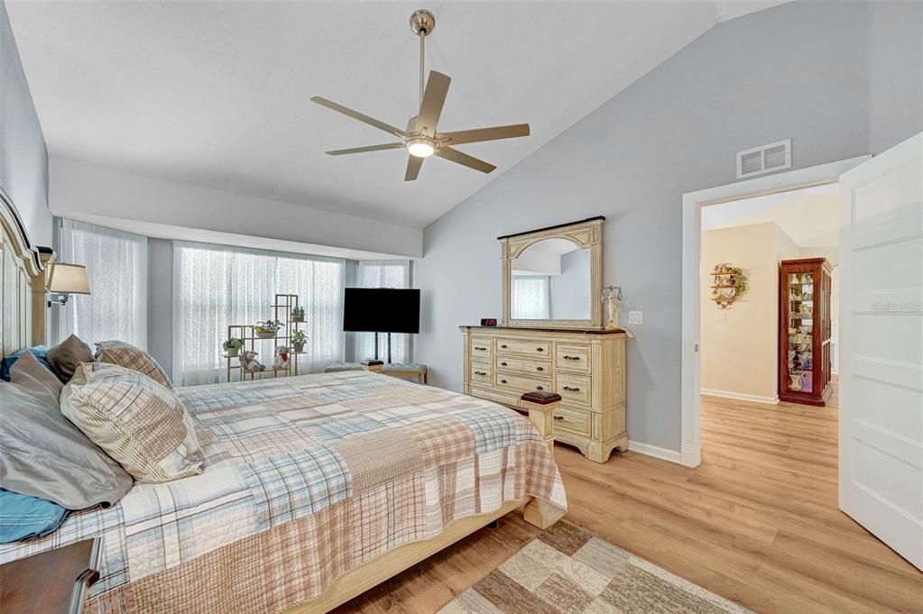 En Venta: $338,000 (3 camas, 2 baños, 1747 Pies cuadrados)