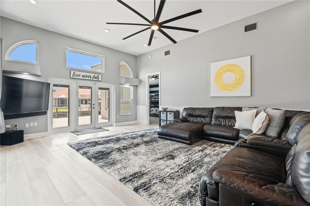 待售: $1,795,000 (5 贝兹, 3 浴室, 3459 平方英尺)