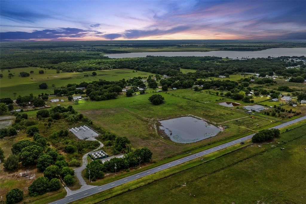 待售: $325,000 (5.02 acres)