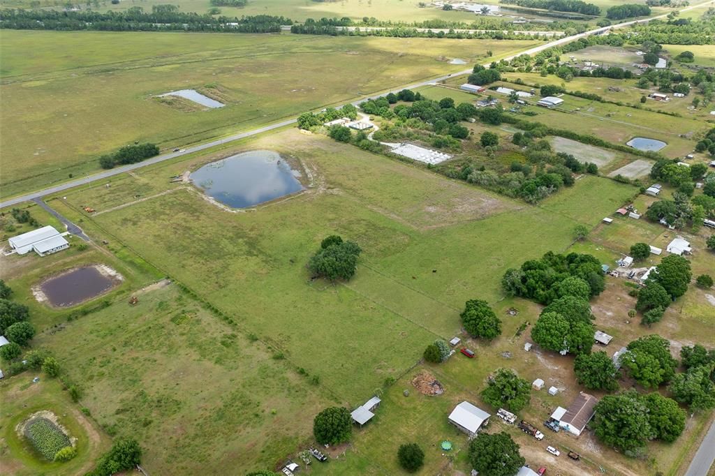 待售: $325,000 (5.02 acres)