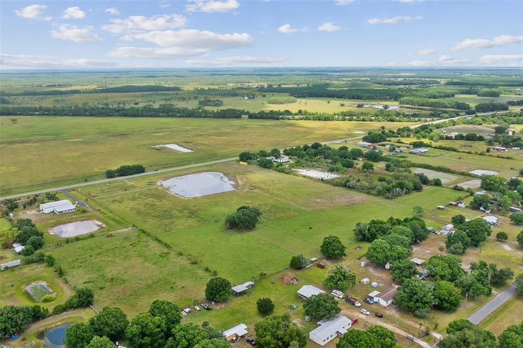 待售: $325,000 (5.02 acres)