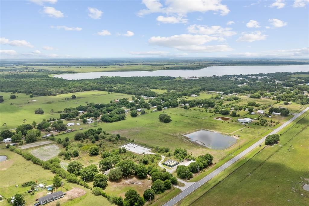 待售: $325,000 (5.02 acres)