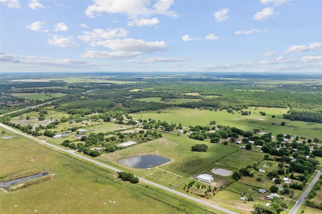 待售: $325,000 (5.02 acres)