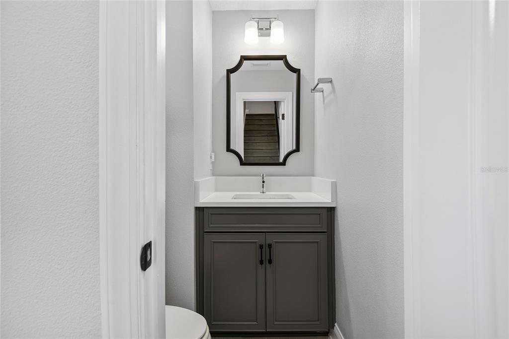 For Sale: $575,000 (3 beds, 3 baths, 1817 Square Feet)