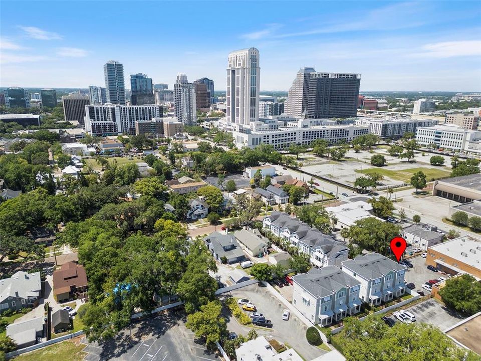 For Sale: $575,000 (3 beds, 3 baths, 1817 Square Feet)