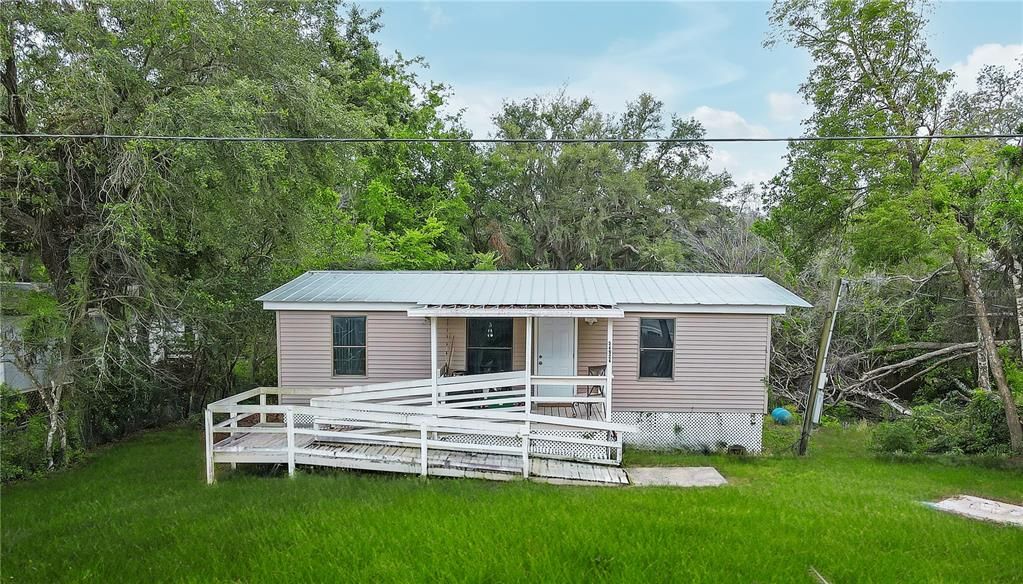 На продажу: $129,900 (3 спален, 2 ванн, 864 Квадратных фут)