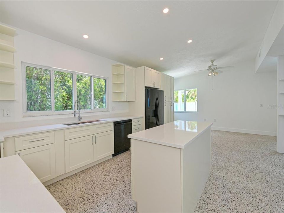 For Sale: $1,999,000 (2 beds, 3 baths, 2823 Square Feet)