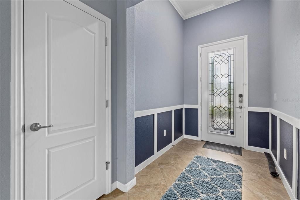 Active With Contract: $400,000 (3 beds, 2 baths, 1649 Square Feet)