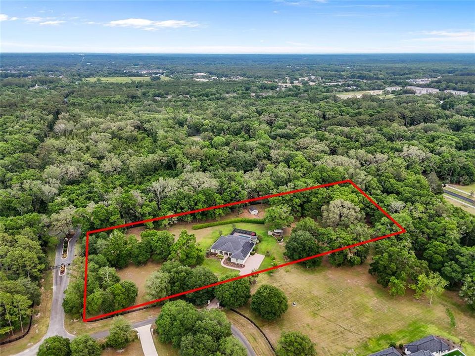 En Venta: $1,145,000 (4 camas, 3 baños, 3278 Pies cuadrados)