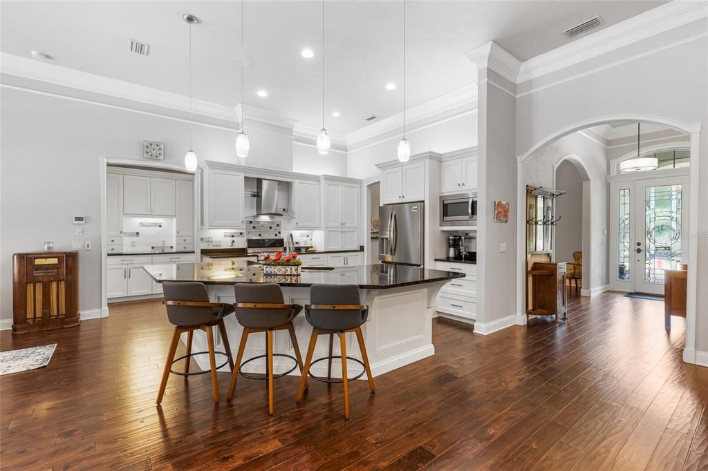 En Venta: $1,145,000 (4 camas, 3 baños, 3278 Pies cuadrados)