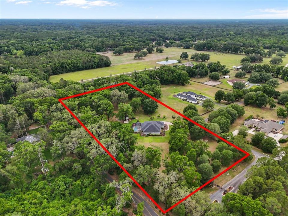 En Venta: $1,145,000 (4 camas, 3 baños, 3278 Pies cuadrados)