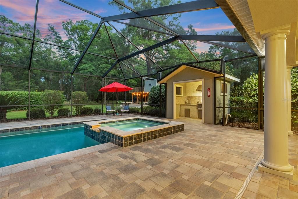 En Venta: $1,145,000 (4 camas, 3 baños, 3278 Pies cuadrados)