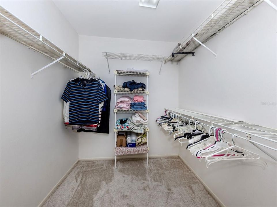 待售: $225,000 (2 贝兹, 2 浴室, 1120 平方英尺)