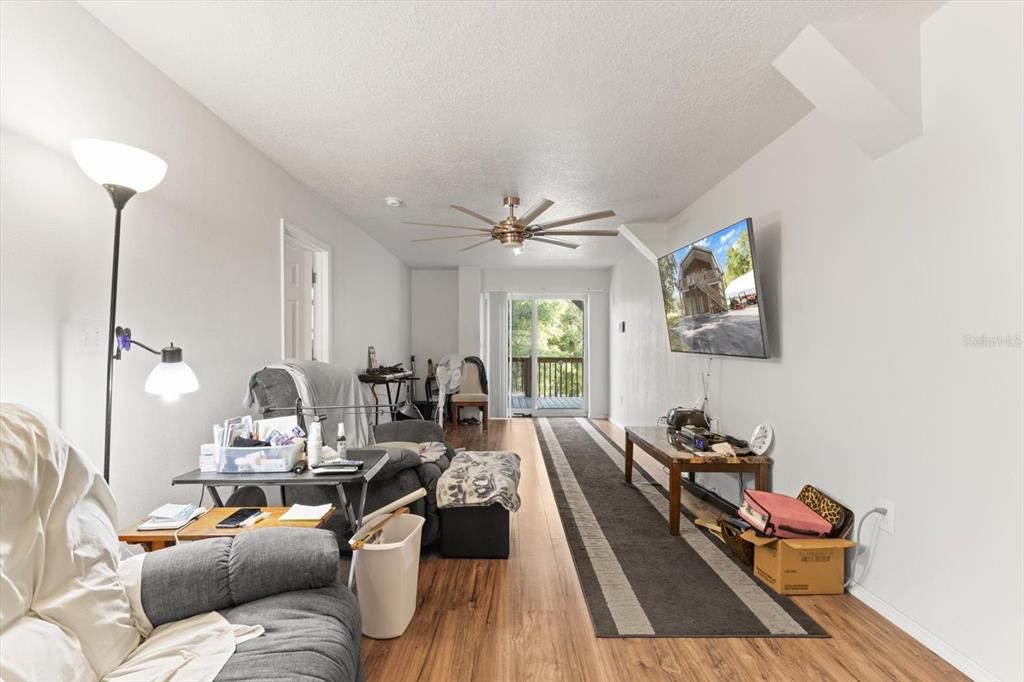 For Sale: $490,000 (2 beds, 2 baths, 1860 Square Feet)