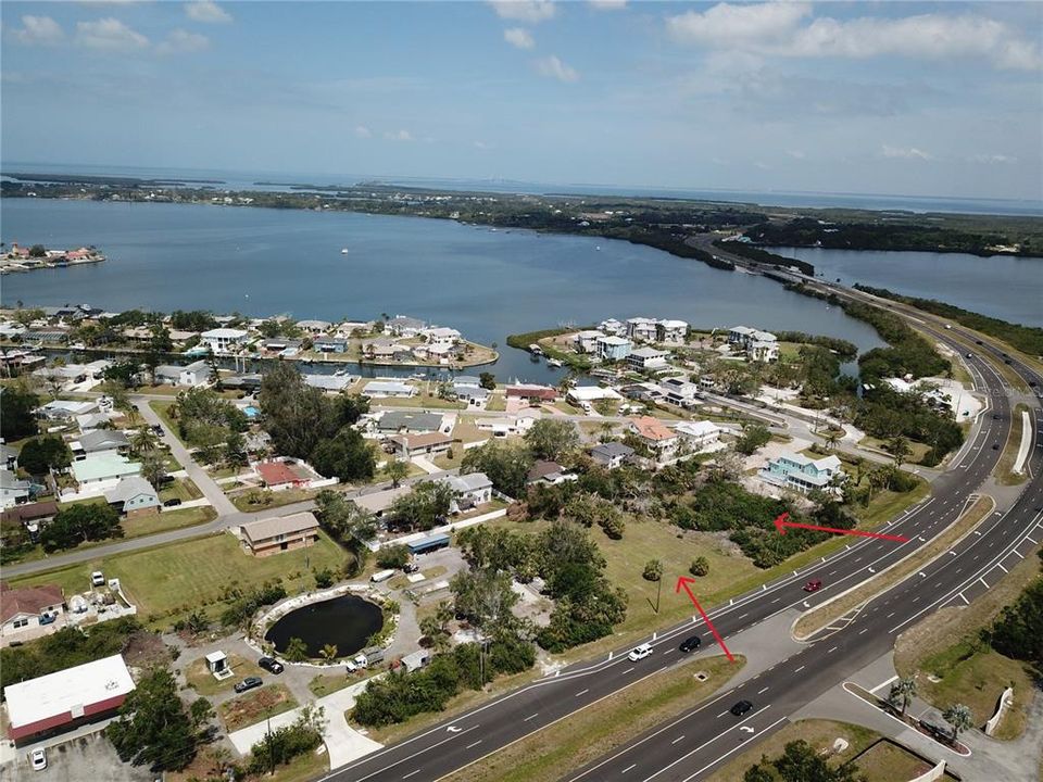 En Venta: $329,000 (1.39 acres)