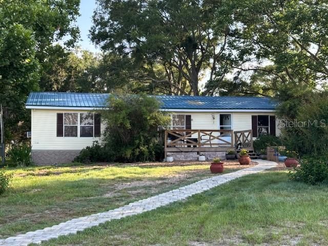 Recently Sold: $329,000 (4 beds, 2 baths, 1782 Square Feet)