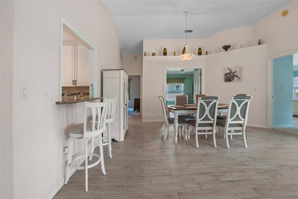 待售: $279,500 (3 贝兹, 2 浴室, 1826 平方英尺)