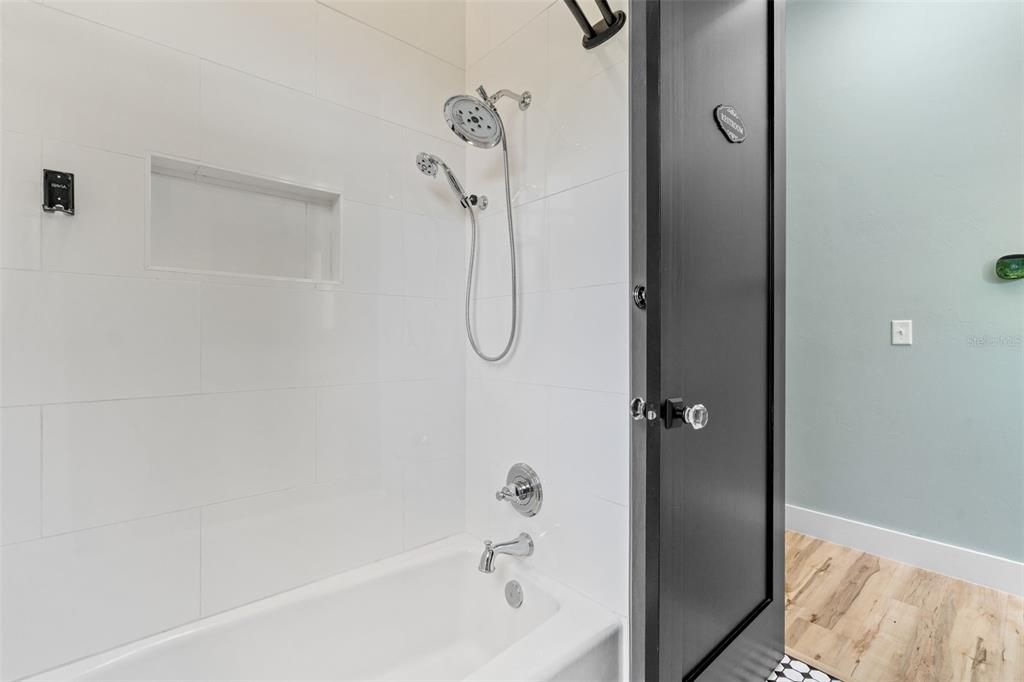 待售: $585,000 (3 贝兹, 2 浴室, 1504 平方英尺)