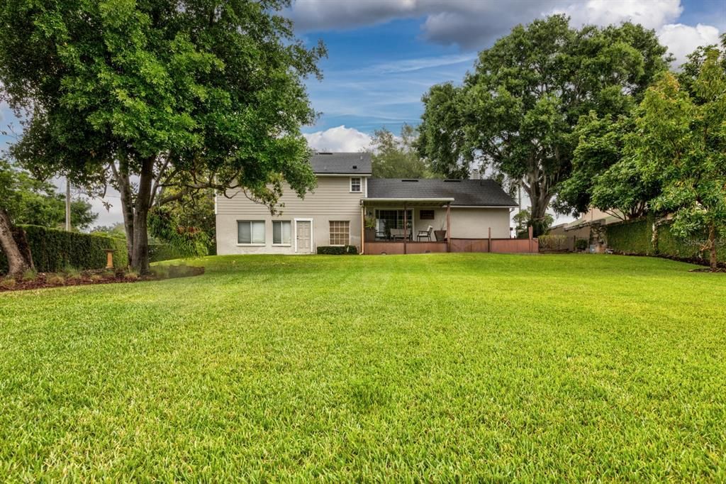 Под контрактом: $700,000 (3 спален, 2 ванн, 2095 Квадратных фут)