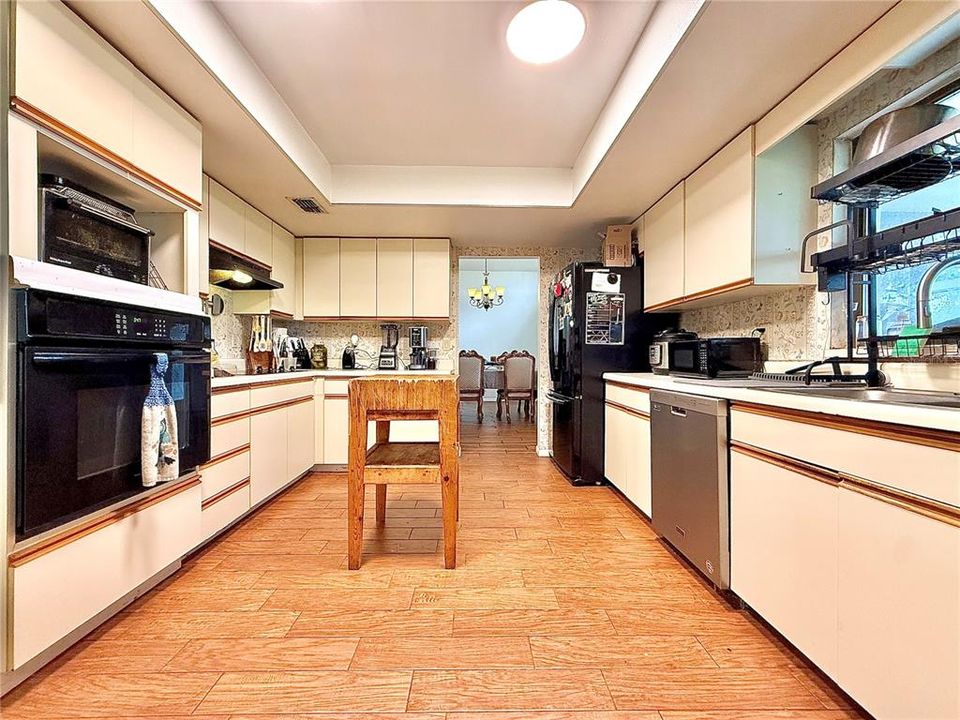 На продажу: $527,000 (3 спален, 2 ванн, 2388 Квадратных фут)