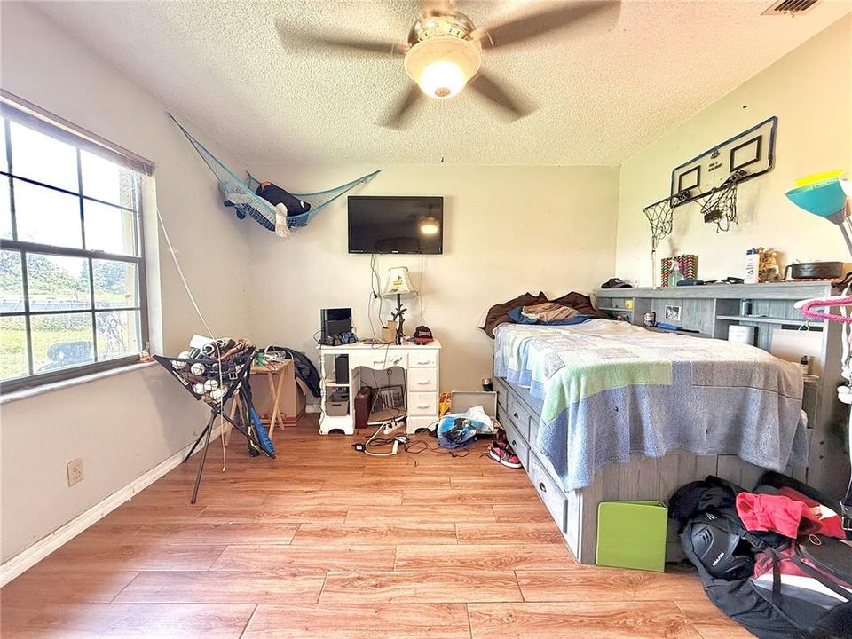 На продажу: $527,000 (3 спален, 2 ванн, 2388 Квадратных фут)