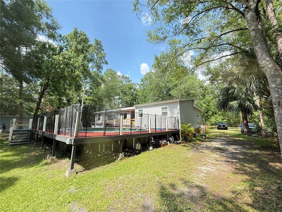 Active With Contract: $424,900 (3 beds, 2 baths, 1590 Square Feet)