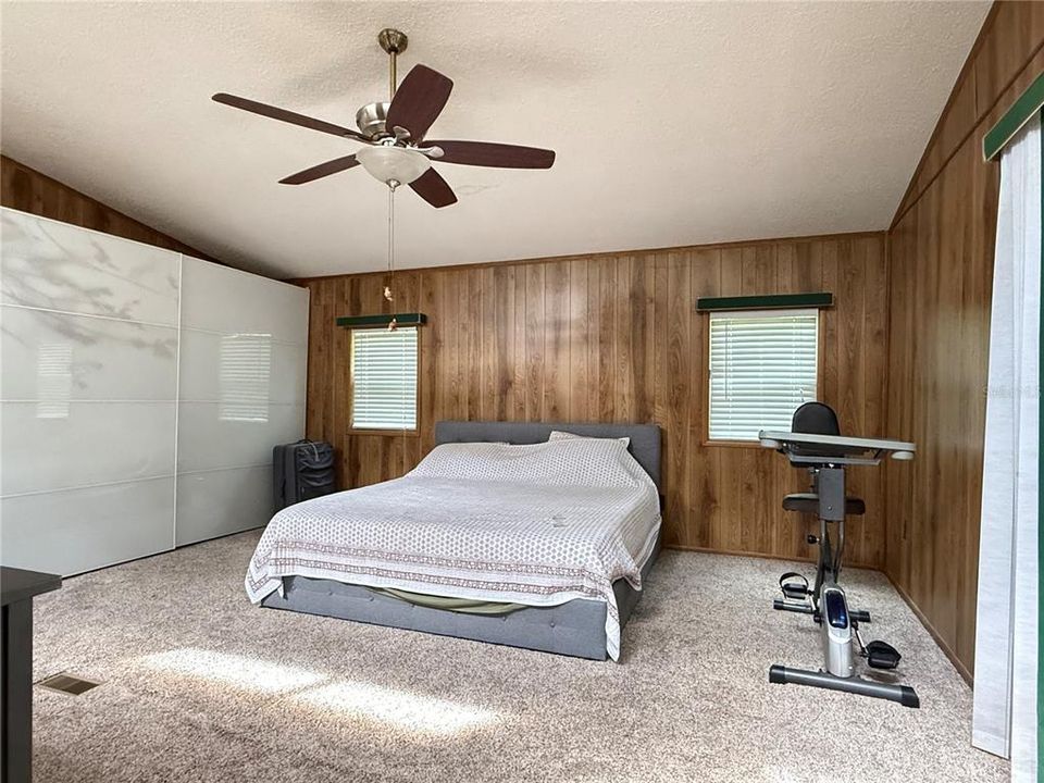 Active With Contract: $424,900 (3 beds, 2 baths, 1590 Square Feet)