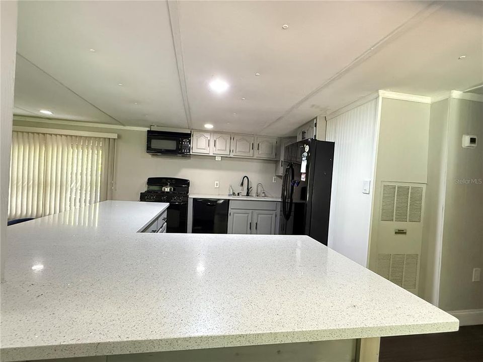 Active With Contract: $424,900 (3 beds, 2 baths, 1590 Square Feet)