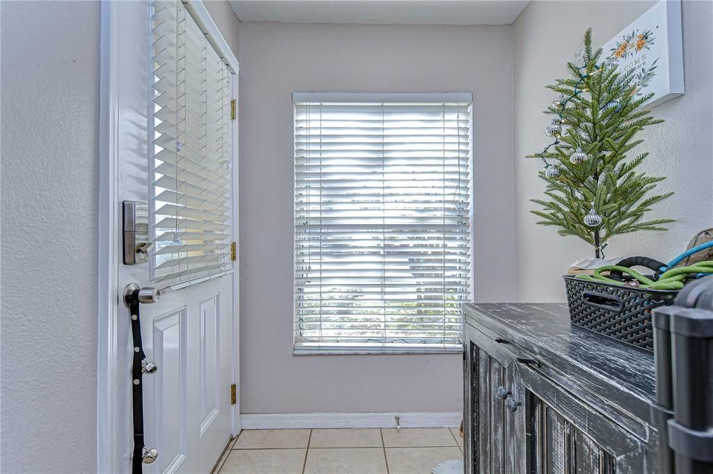 For Sale: $209,800 (2 beds, 2 baths, 1506 Square Feet)