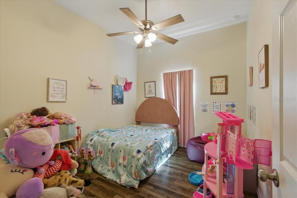 For Sale: $229,900 (2 beds, 2 baths, 1496 Square Feet)