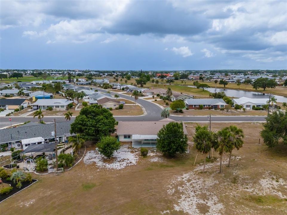 Active With Contract: $224,500 (2 beds, 2 baths, 1402 Square Feet)