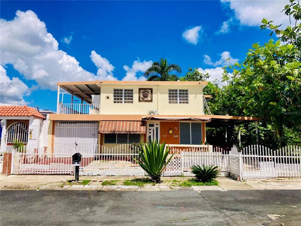 Vendido Recientemente: $275,000 (4 camas, 2 baños, 2377 Pies cuadrados)